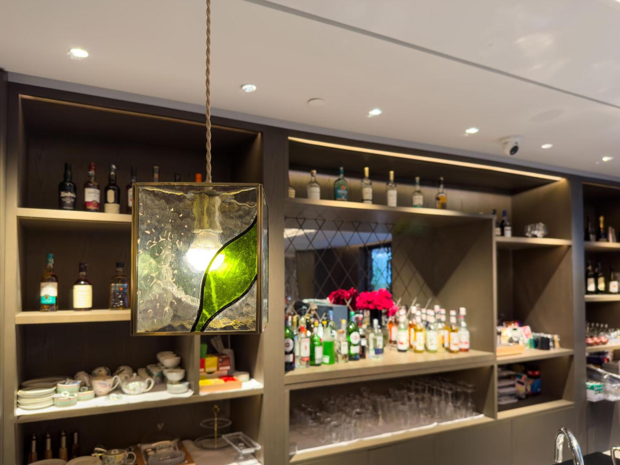 Yuexiu Hotel Guangzhou, Curio Collection By Hilton Exterior photo